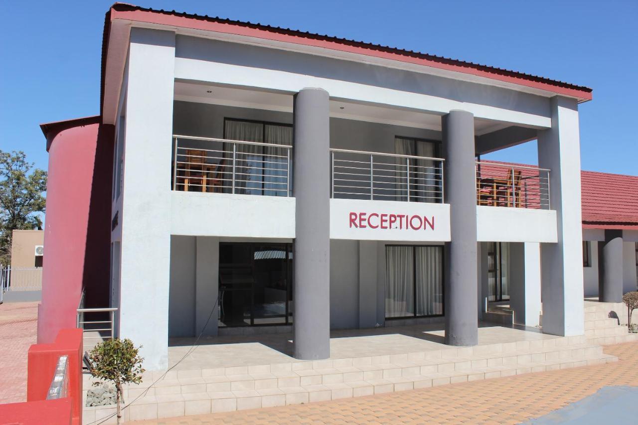 On Hill Lodge Bloemfontein Exterior foto